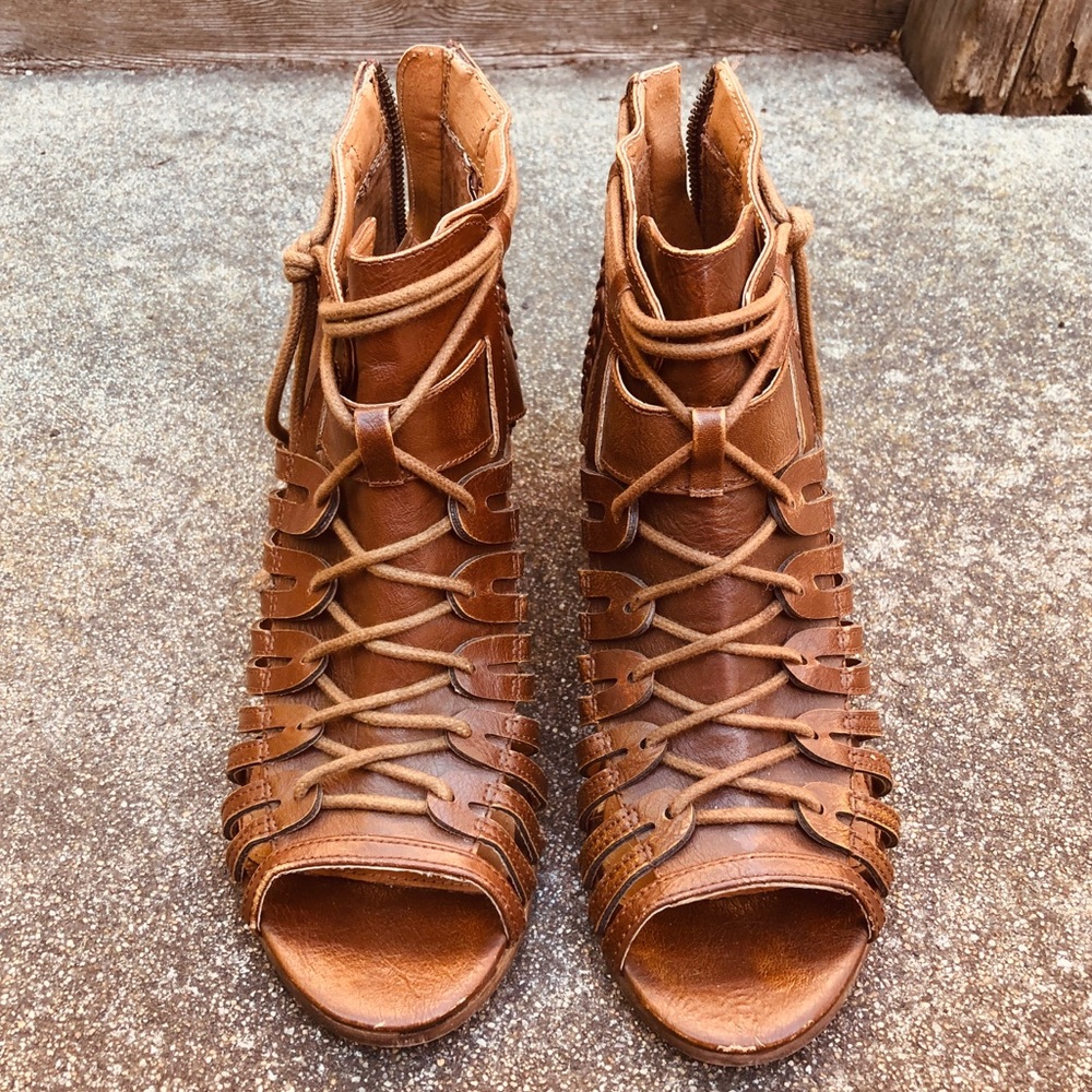 Lace Up Heeled Sandals